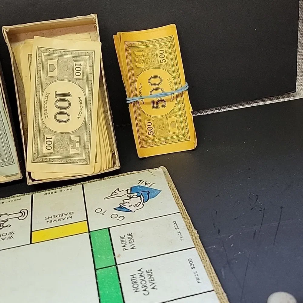 Vintage Parker Brothers 1936 Monopoly editions (1942-1946) wartime‎ alternative